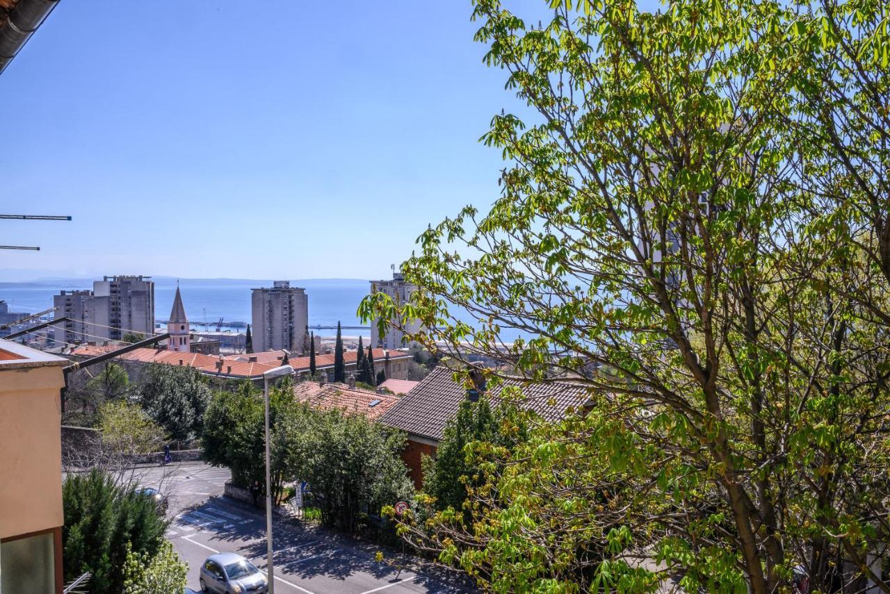 Apartment Terrazzo Rijeka Luaran gambar